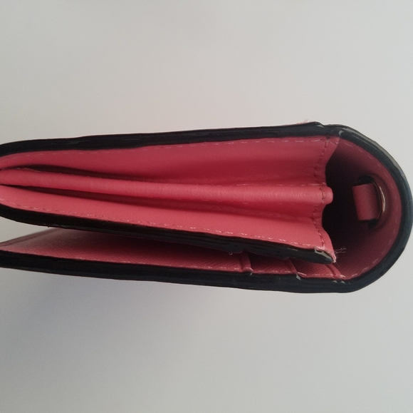 Kate Spade Summer Coral Wallet - Picture 5 of 8